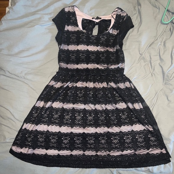 Dress - Picture 1 of 5